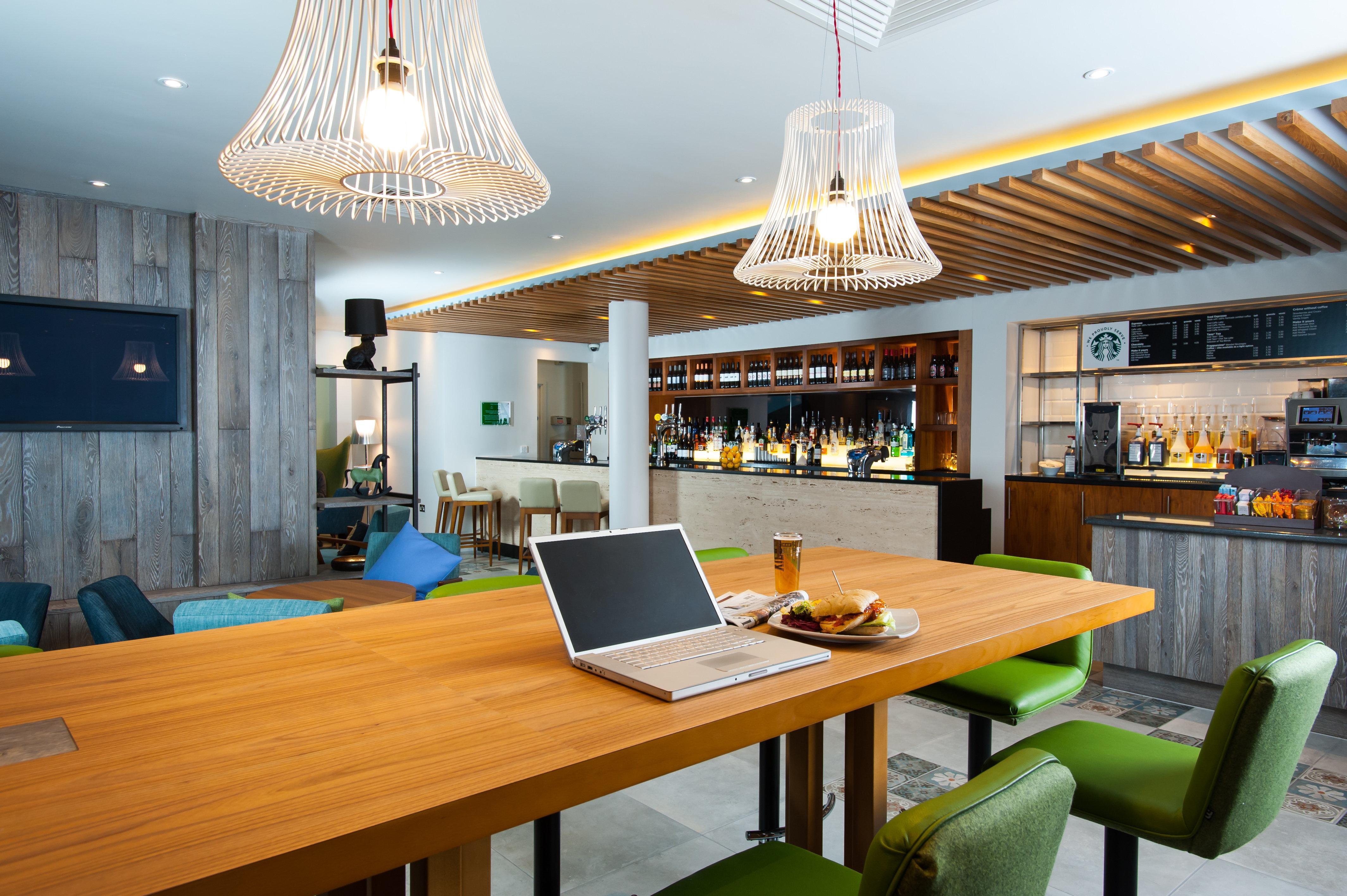 Holiday Inn Salisbury - Stonehenge By Ihg Amesbury Exterior photo